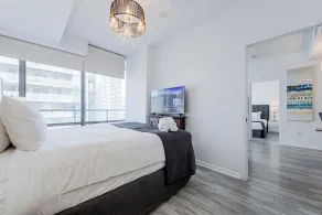 44th Floor, Panoramic Views, Bay Corridor Downtown Toronto Condo - Room