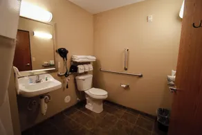 Canby Inn and Suites - Badeværelse