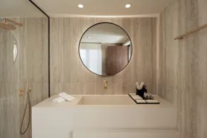 Ceci Suites - Bathroom