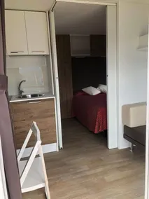 Functional Mini Luxury Lodges Near Camerino - Værelse