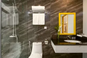 Grand Citiview Da Nang Hotel - Bathroom