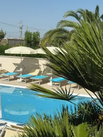 Residence Bandiera Gialla  - Pool
