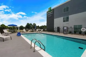 Holiday Inn Express & Suites - Springdale - Fayetteville Area - Pool