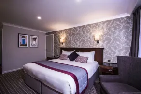 DoubleTree by Hilton Cheltenham-Cotswolds - Habitación