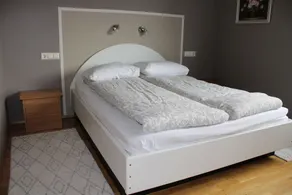 Stóri-Bakki Guesthouse-with hot tub - Zimmer