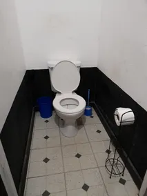 Drifters@One Mile - Bathroom