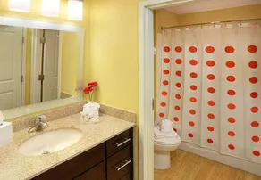 Birch Hills Suites - Blue Ash - Salle de bain