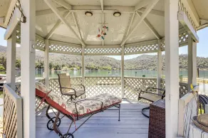 Scenic Clear Lake Cabin w/ Stunning Views! - Interiør