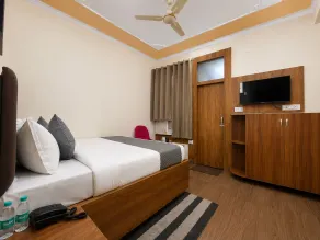 Guru Kirpa Stays & Dine - Chambre