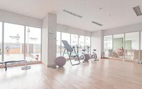 Spacious Studio Room at Mekarwangi Square Cibaduyut Apartment By Travelio - Fitnessfaciliteter