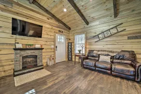 Modern Cabin w/ Fire Pit < 3 Mi to Trails! - Innenbereich