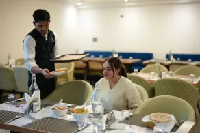 Hotel The Haven Kargil - Centrally Heated - Restaurant