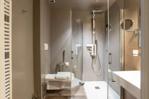 Maranello Palace - Bathroom