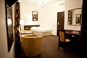 Hotel Sokołowska Airport Modlin - Quarto
