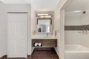 Sonesta ES Suites Austin The Domain Area - Newly Renovated - Salle de bain