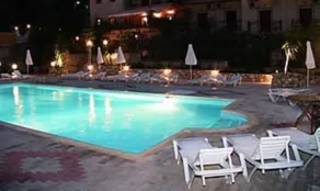 Hotel Nostos - Pool