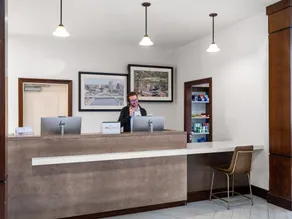 Staybridge Suites Rochester University by IHG - Réception