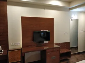 Hotel Yatrik - Room