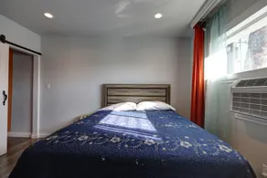 Tradewinds Airport Hotel - Room