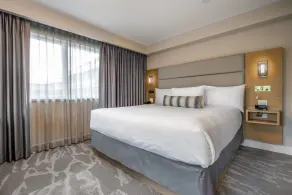 Coast Tsawwassen Inn - Room