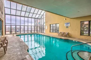 North Myrtle Beach Retreat w/ Ocean Views! - Interiør