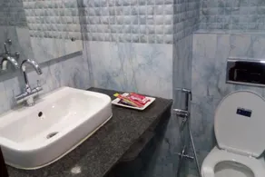 Adhunik Hotel Neemrana - Salle de bain