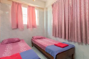 New Central Guesthouse - Room