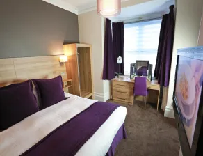 The Chocolate Box Hotel - Habitación