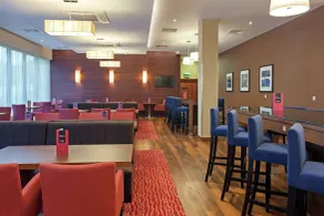 Hampton by Hilton Warsaw Airport - Restaurant