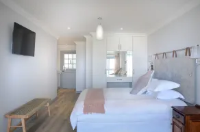 Serenity Ocean Lodge - Room