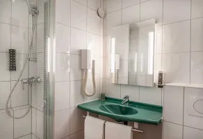 B&B HOTEL Rothrist Olten - Salle de bain