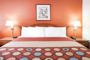 Super 8 by Wyndham White Hall - Chambre