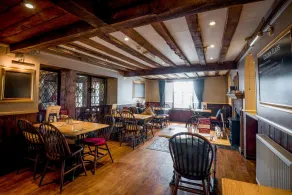 The Longboat Inn - Restaurant