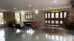 Hotel Nacional Inn Campos do Jordão - Lobby sitting area