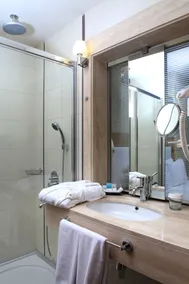 Masel Hotel - Baño