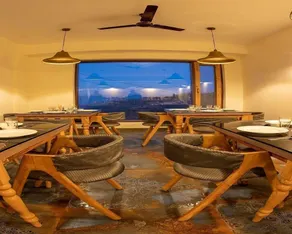 The Himalayan Voyage - Restaurant
