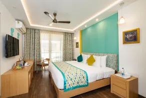 Acron Seaway Resort - Room