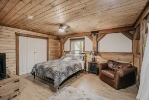Glacier Springs Cabin #39 - New Modern-rustic Cabin With Air Conditioning! - Værelse