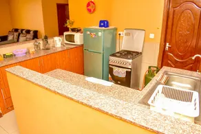 JKIA Transit Apex Furnished Apartments - Eigene Küche