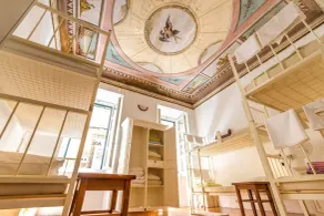 Old Town Hostel - Room