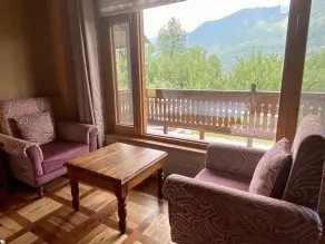 ShivAdya Boutique Stay Near Manali Quiet Naggar Side Retreat - Room
