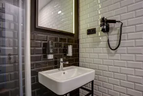Vienna House Easy by Wyndham Dortmund City - Bathroom