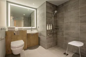 Courtyard by Marriott Paris Charles de Gaulle Central Airport - Salle de bain