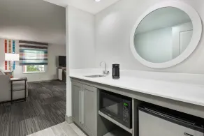 Hampton Inn & Suites Atlanta Buckhead Place - Værelse