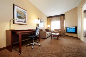 DoubleTree Suites by Hilton Hotel Cincinnati - Blue Ash - Chambre