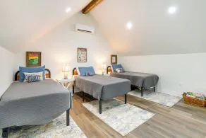 Lakefront Texas Abode w/ Kayaks, Fire Pit & Patio! - Interiør