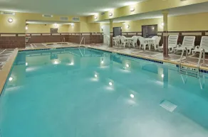 Hampton Inn & Suites Aberdeen - Piscine