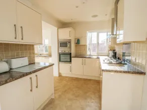Old Orchard Cottage - Interior