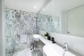 Accommodate Canberra - Lakefront - Banheiro