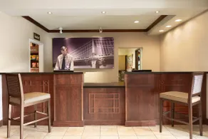 Staybridge Suites Tampa East- Brandon by IHG - Recepción